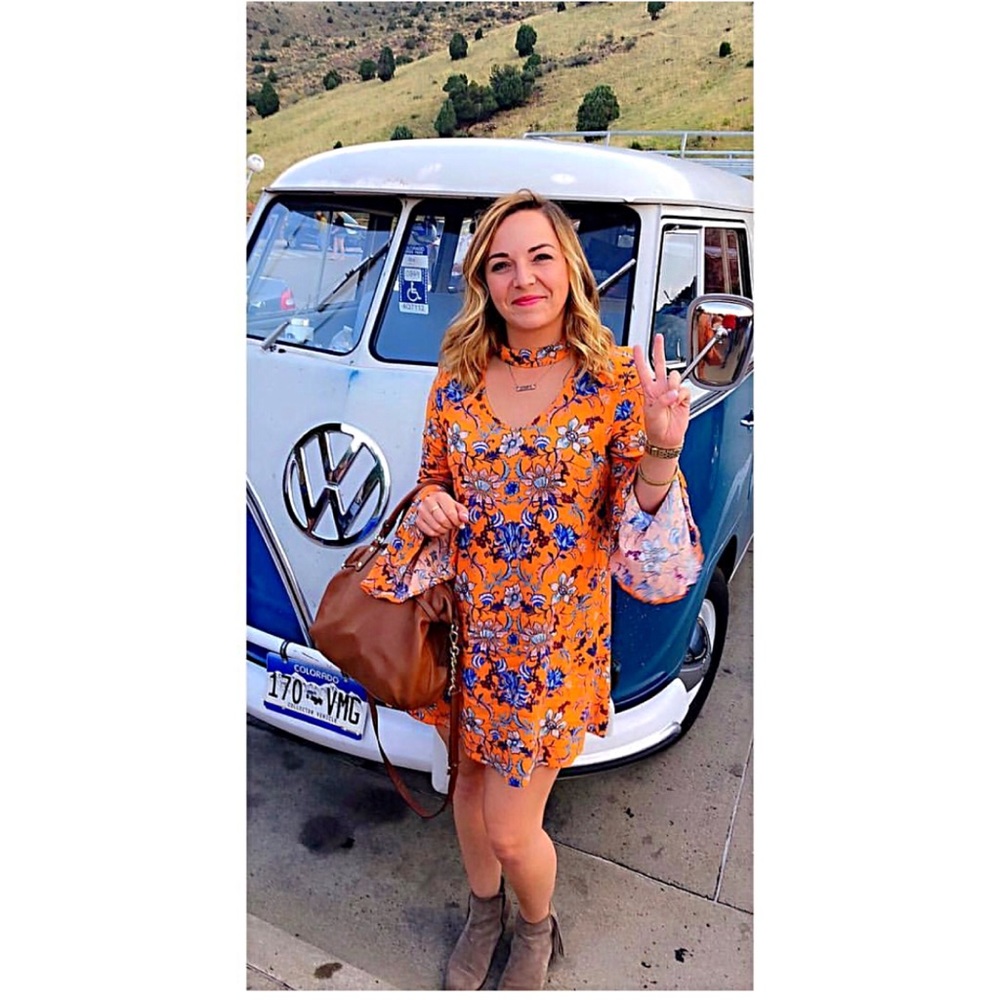 🥳Host Pick 🧡 Flowy Floral Long Sleeves Dress - Picture 1 of 8